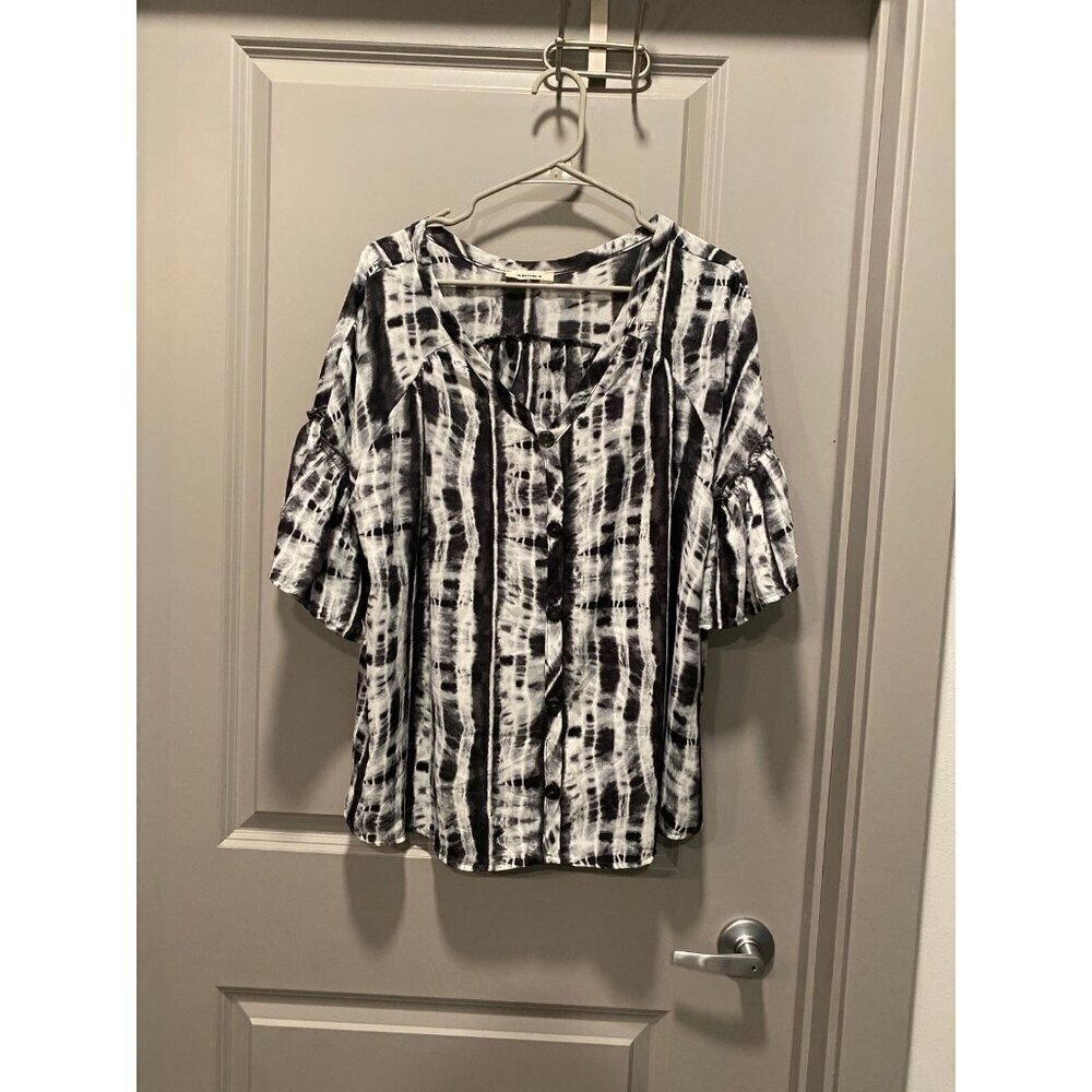 Adora Black White Abstract Tie Dye Blouse L Ruffle Sleeve Button Front Top